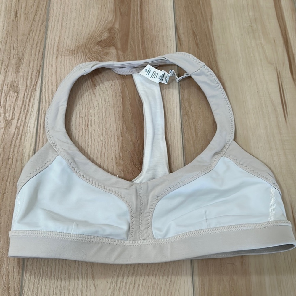 Lululemon Sports Bra Scoop Neck Halter